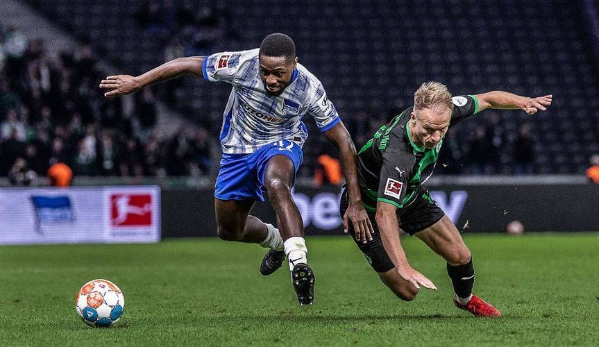 LPL-加时末段荷甲焦点战，莫斯科中央陆军完成战术微调，值得警惕，控场能力成焦点的简单介绍