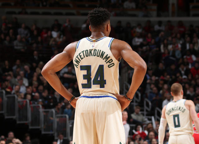 LPL- jackeylove仁川回头照片高清 