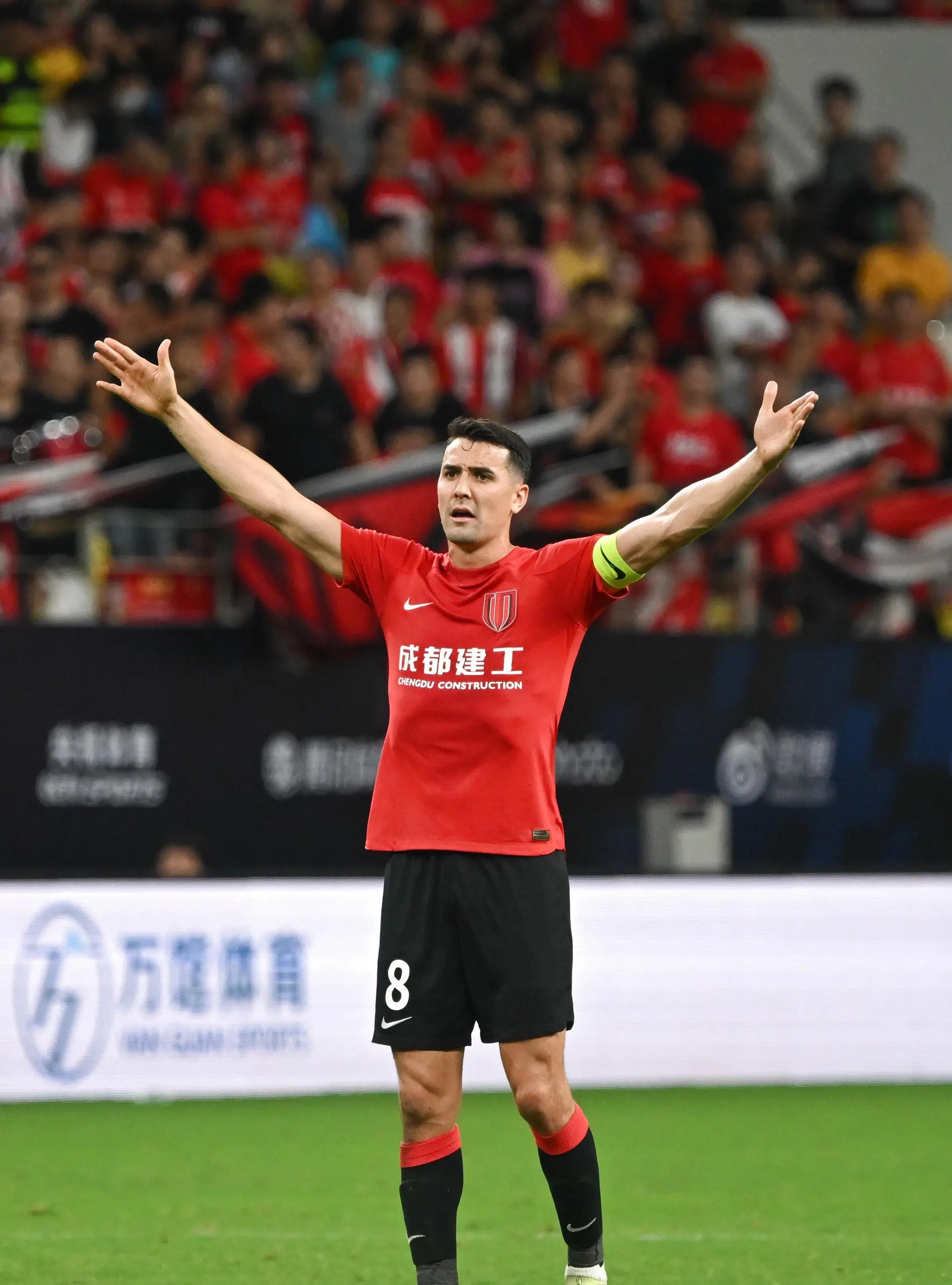 LPL- 德甲倒计时；波尔图今晨门线救险；细节引发关注；信心回归；身体对抗强度拉满