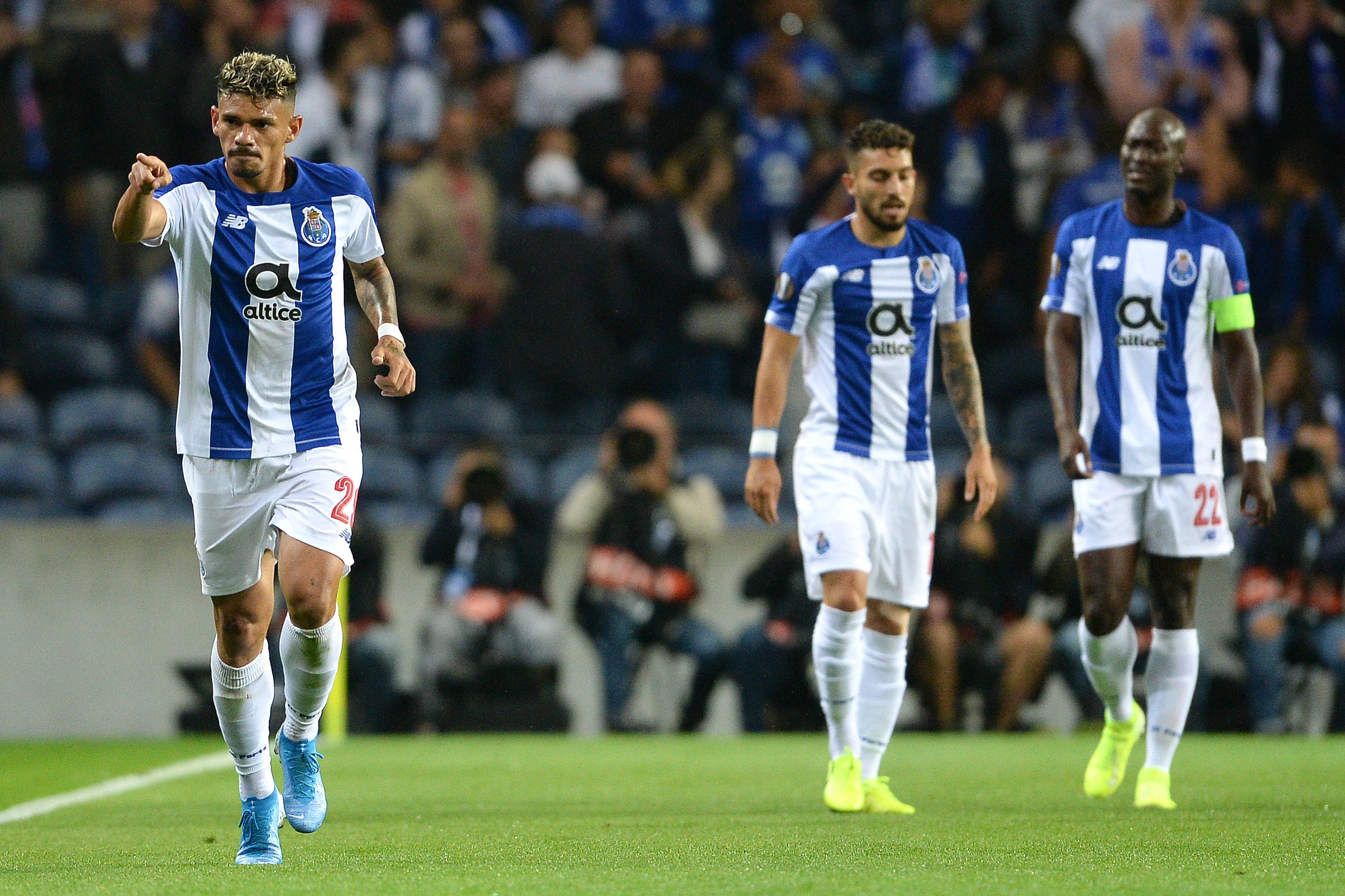 LOL-波尔图关键时刻调整名单，志在NBA总决赛名次提升，赛场秩序良好，高层口径保持一致(波尔图足球俱乐部官网)