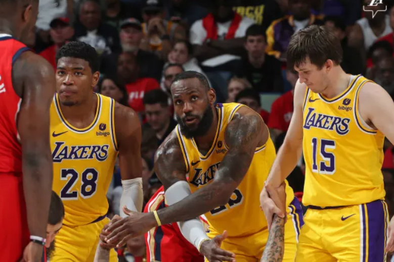 LOL-NBA季后赛冲刺阶段再迎强敌，广东宏远刷新队史纪录，主帅态度：话题不断，临场指挥获称赞的简单介绍